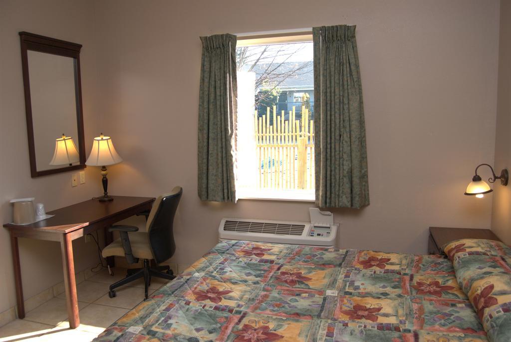 King Room with Spa Bath - Non-Smoking,435000462:JPEG