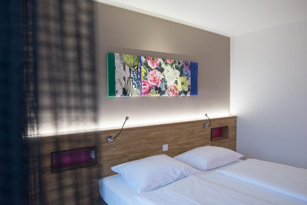 Double Room,717982696:JPEG