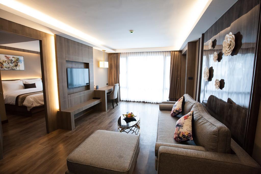 Family Suite,435480615:JPEG