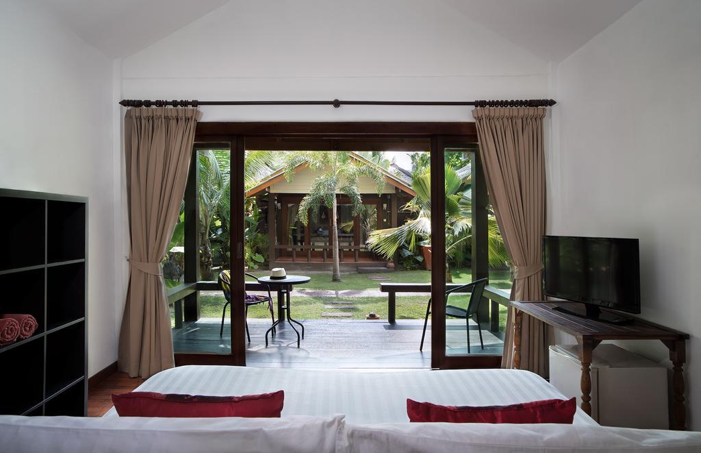 Bungalow Garden Wing