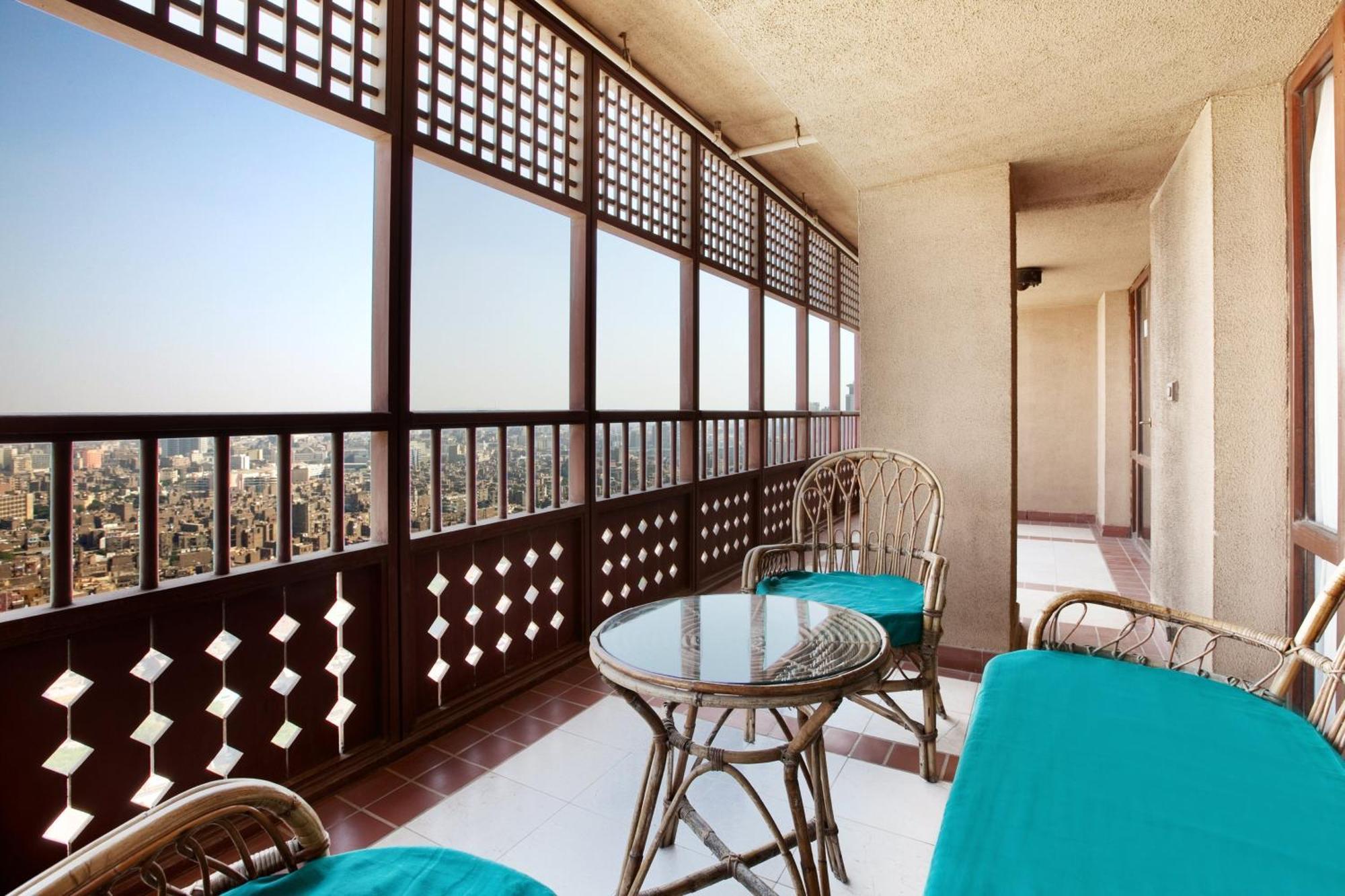 Family Connecting Guest Room City View