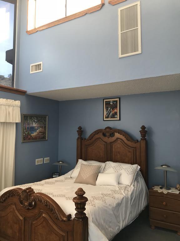 Suite with Mountain View