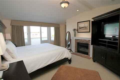 King Room with Balcony