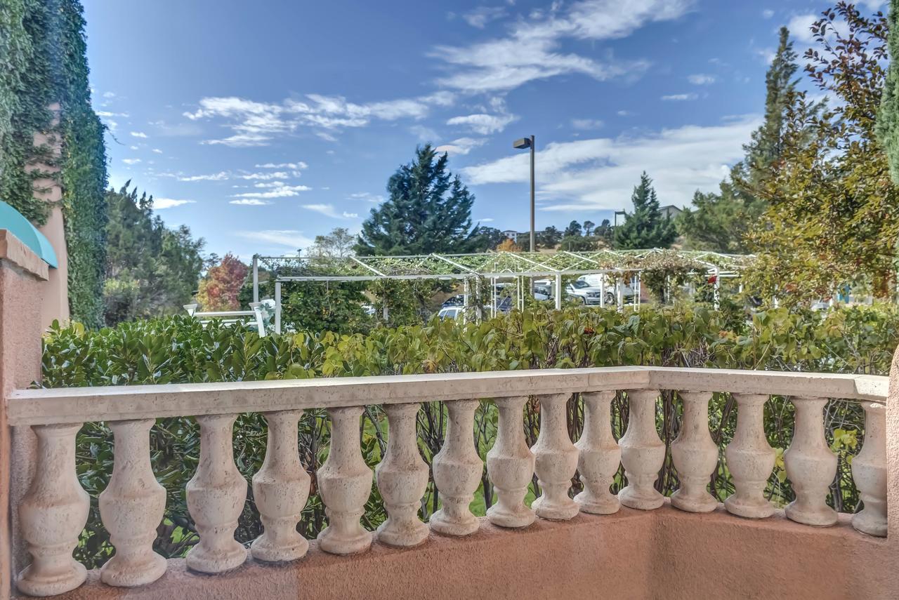 Standard King Room,1217944006:JPEG