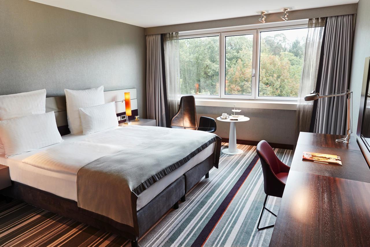 Executive Room,974801668:JPEG