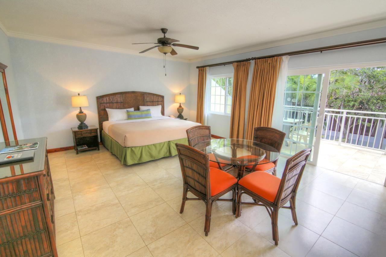 Coco Suit King Bed with Balcony,507665655:JPEG