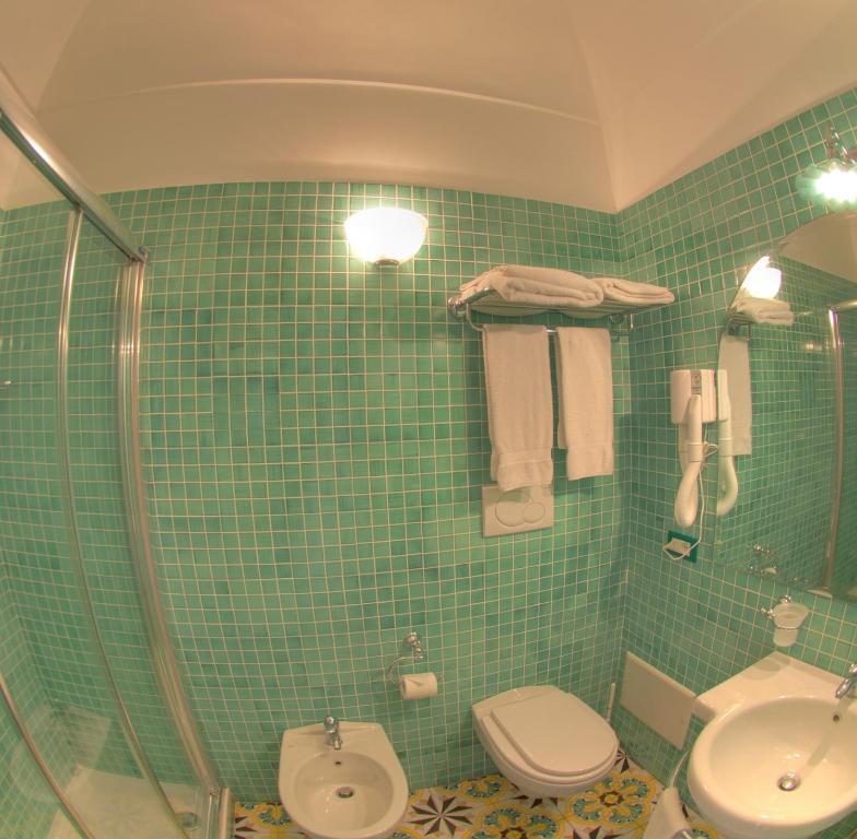 Two-Bedroom Apartment with Sea View