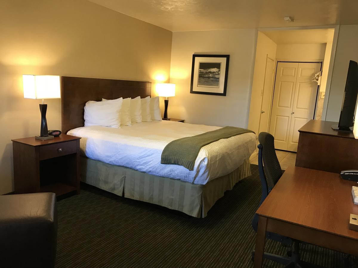 King Room,1352357977:JPEG