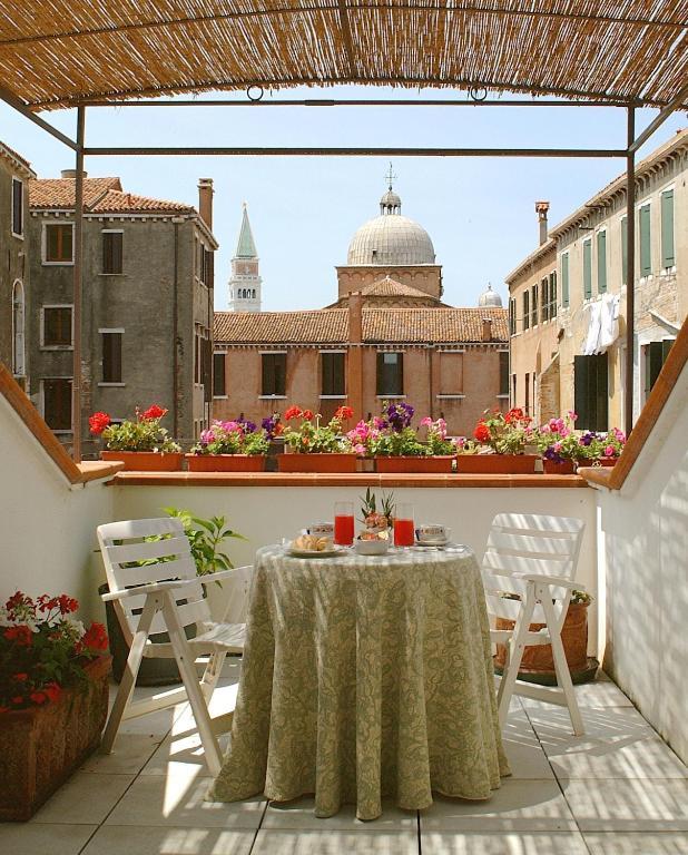 Superior Double or Twin Room with Terrace