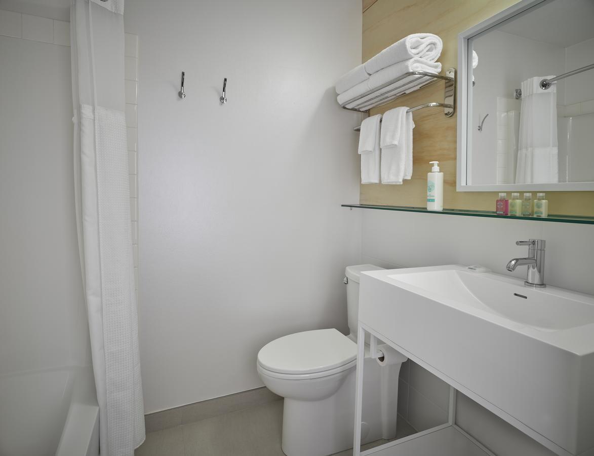 Coast Premium King Room with View