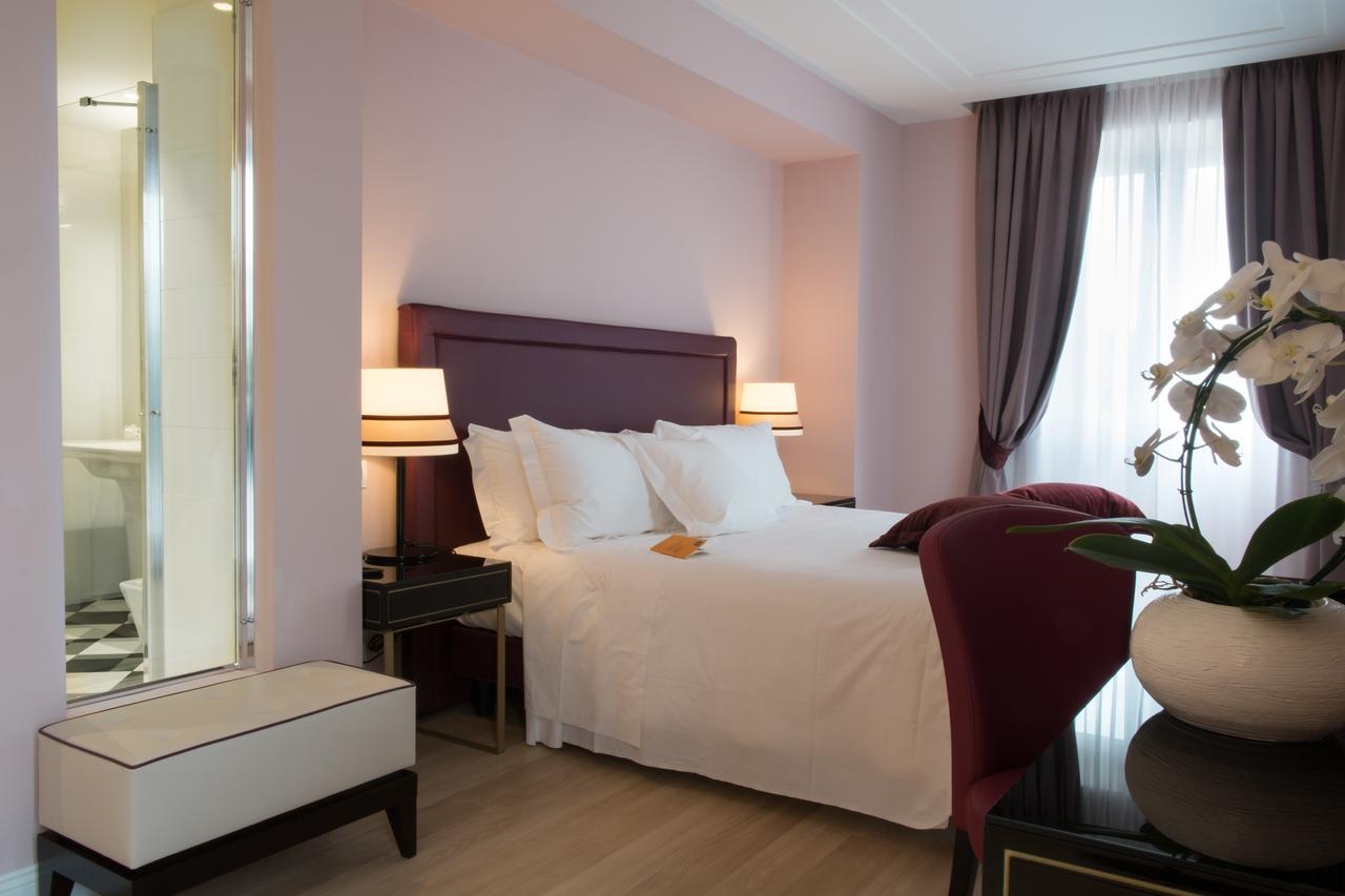 Deluxe Double Room with Terrace