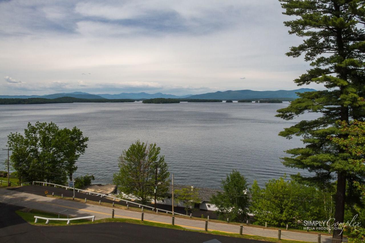 Standard Double Room with Lake View and Balcony