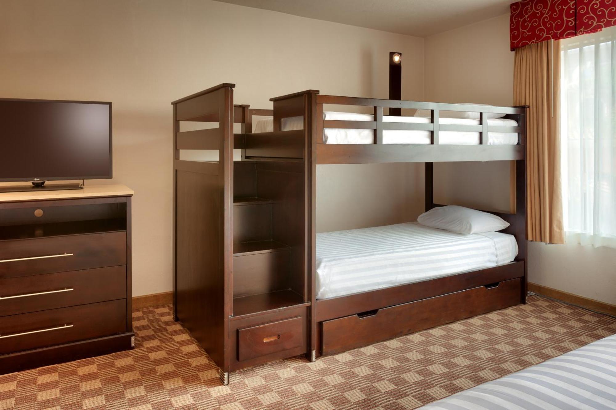 Junior Suite,1275948316:JPEG