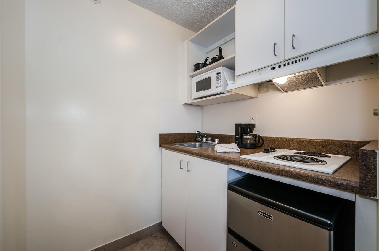 Standard Single Non-Smoking, Kitchenette
