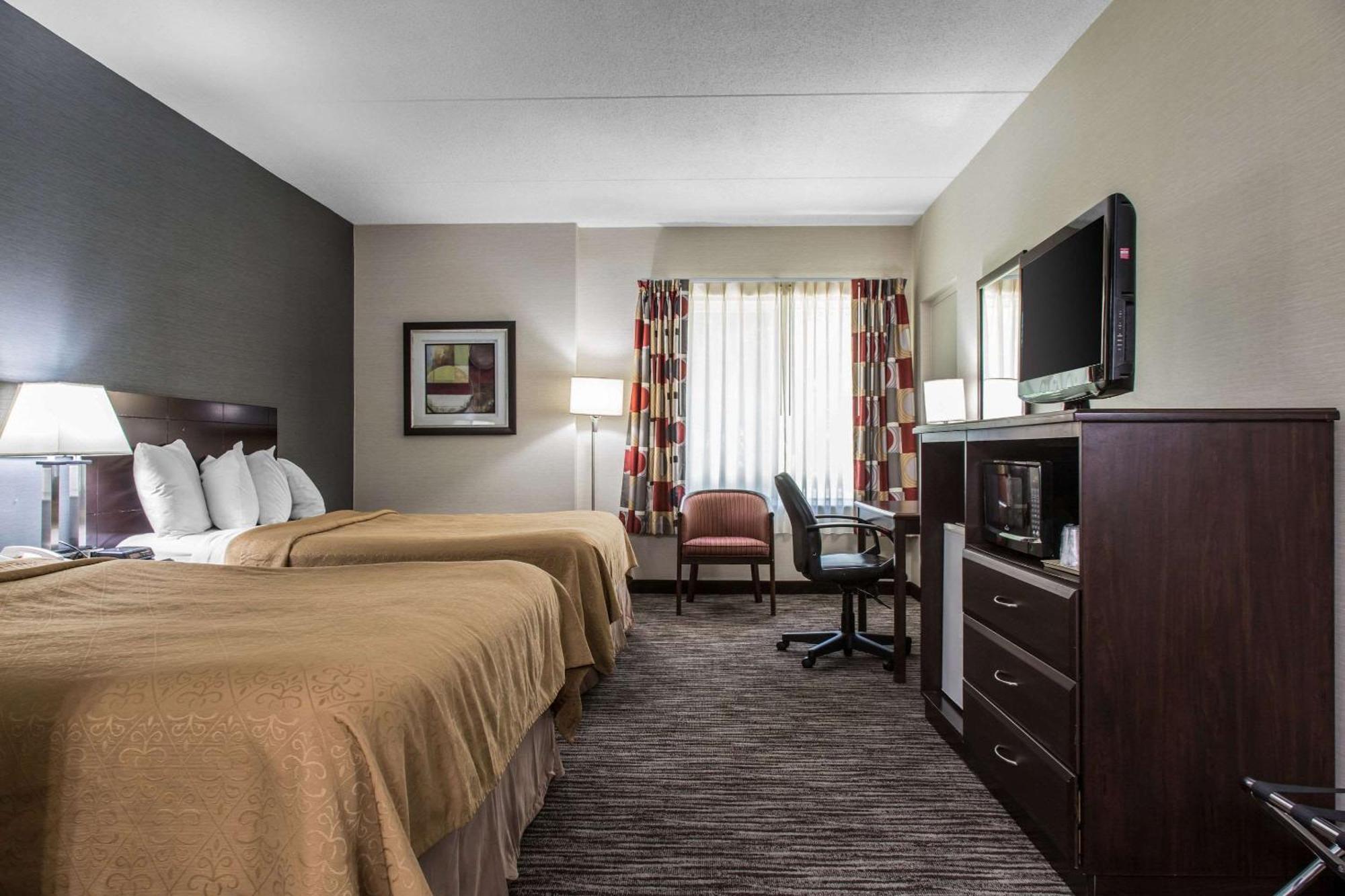 Queen Room with Two Queen Beds - Non-Smoking