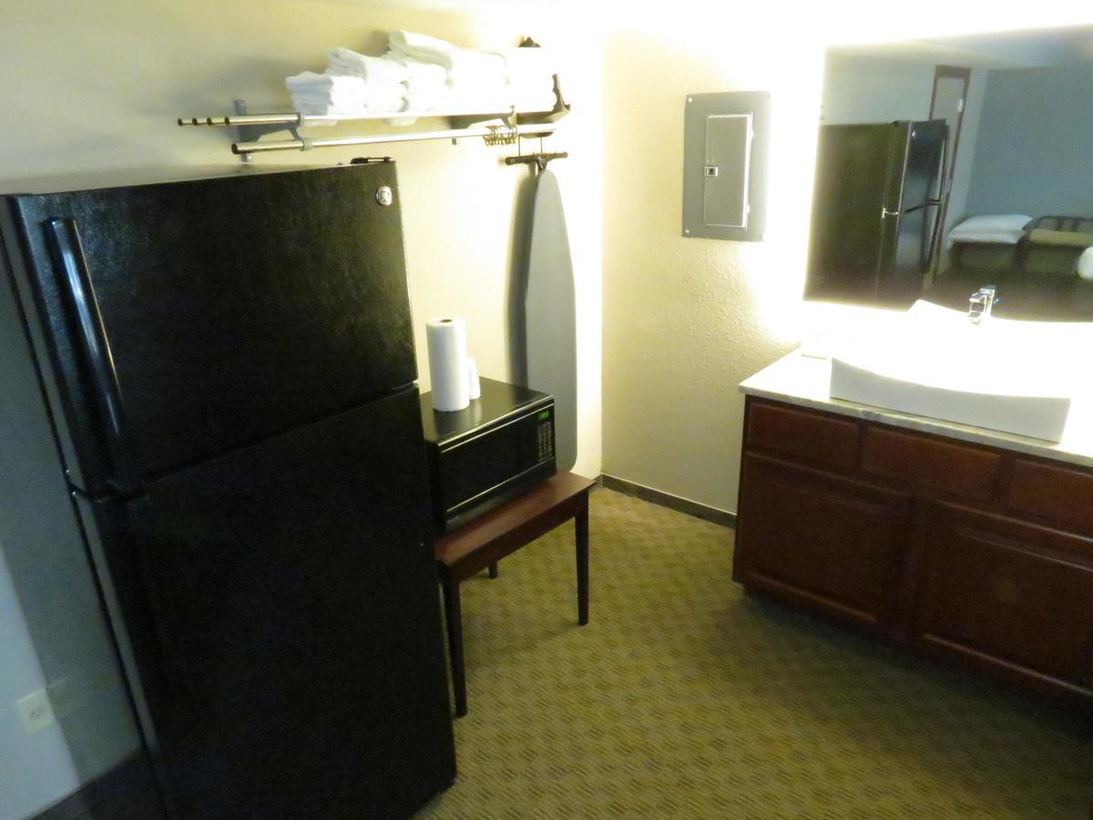 Deluxe Junior Suite,609069820:JPEG