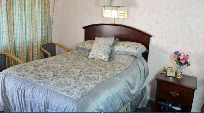 Queen Room