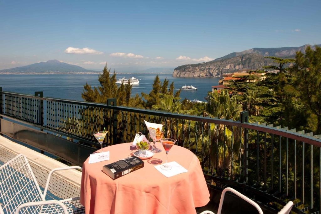 Suite with Sea View,388167686:JPEG