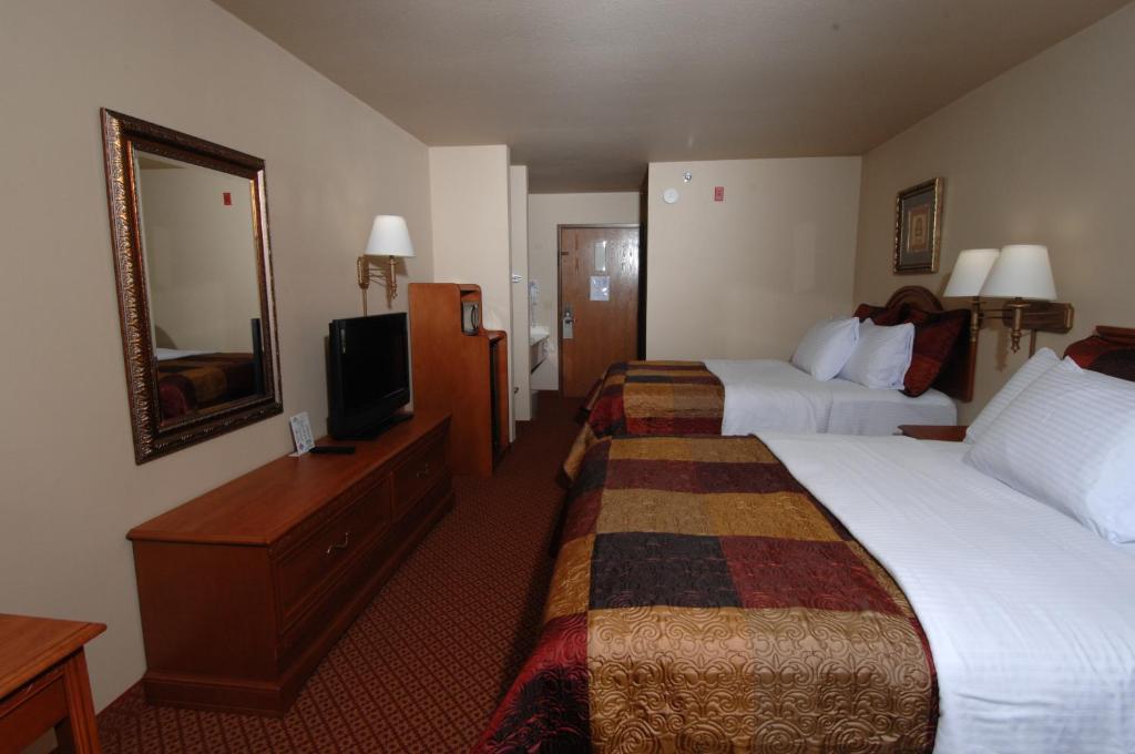 Queen Room with Two Queen Beds