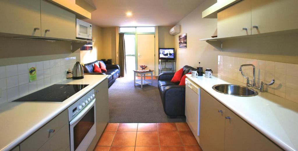 One-Bedroom Apartment,62268943:JPEG