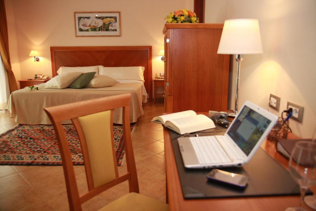 Double or Twin Room with Spa Access