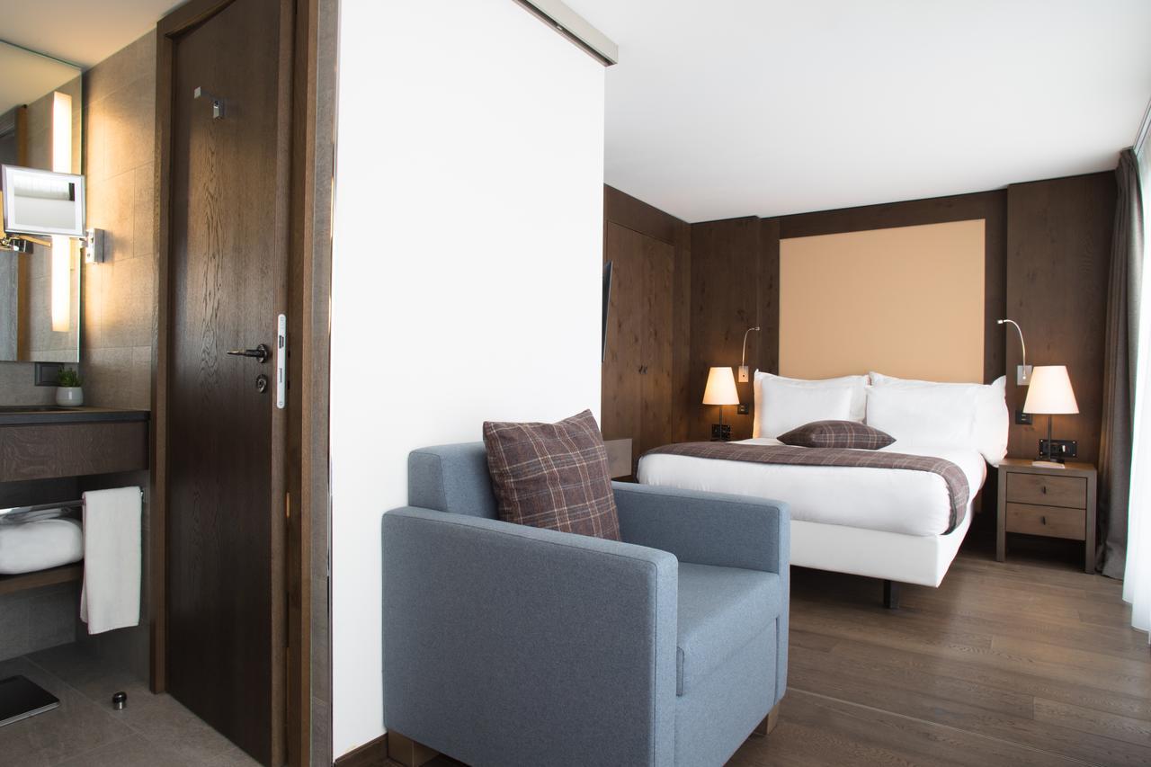 Superior Single Room with Forest View