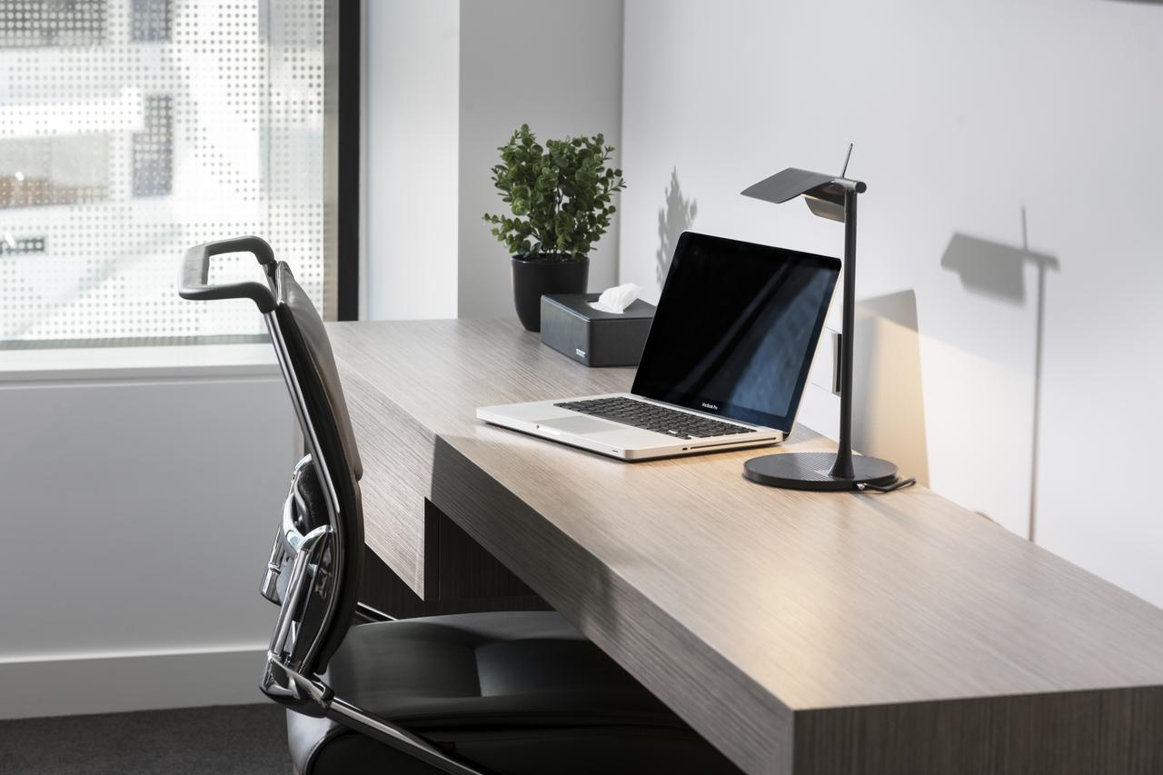 Contemporary King Room,631327518:JPEG