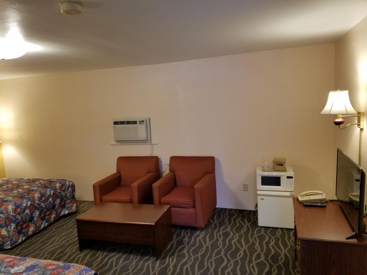 Basic Triple Room
