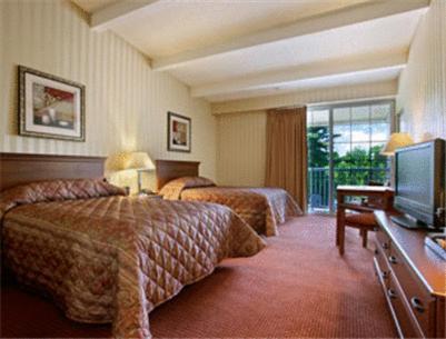 Double Room with Two Double Beds - Smoking
