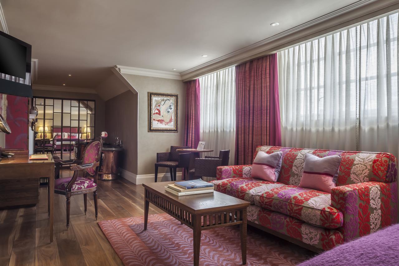Roseate Executive Suite