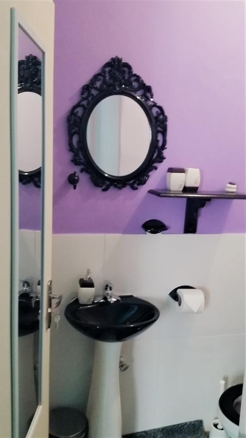 Economy Double Room,634093110:JPEG