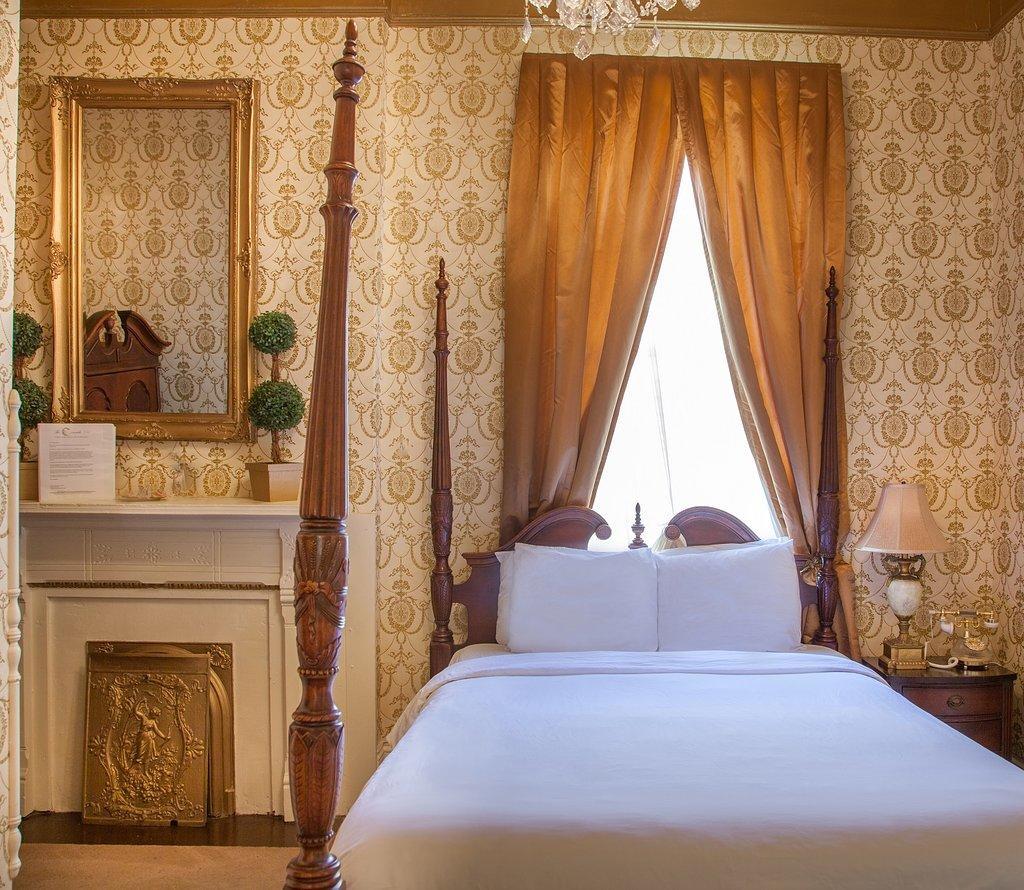 French Quarter Deluxe Room