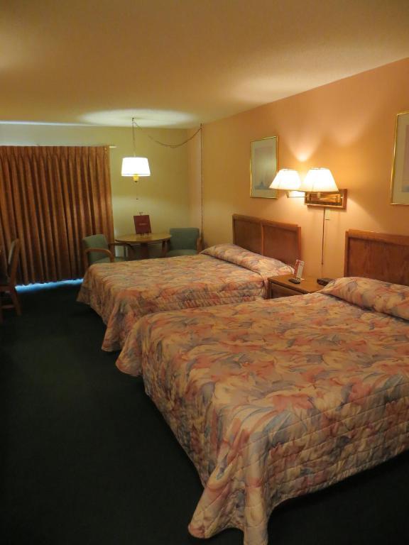 Queen Room with Two Queen Beds