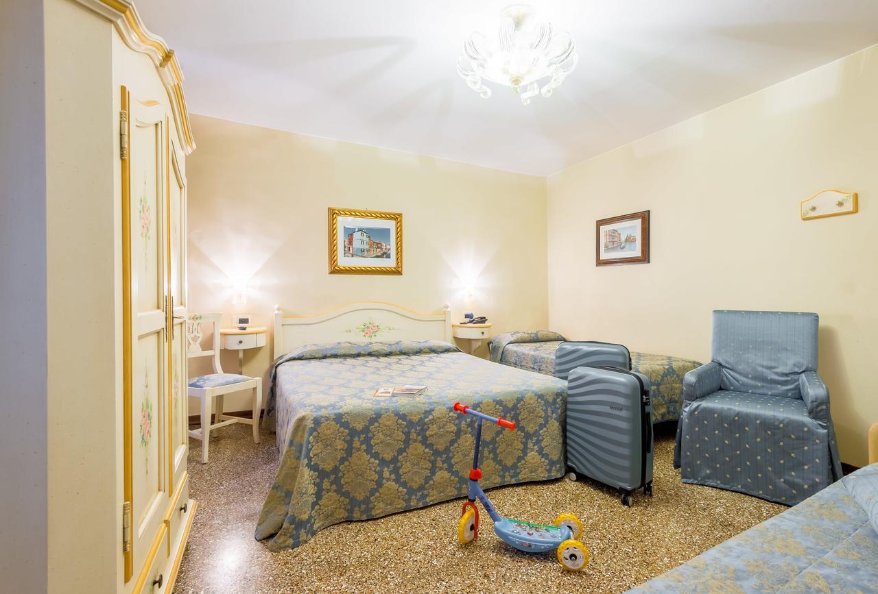Superior Double Room with Canal View