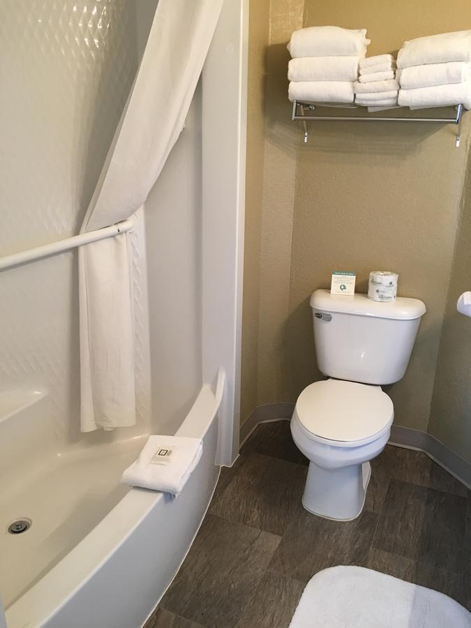 Double Room with Two Double Beds - Non-Smoking