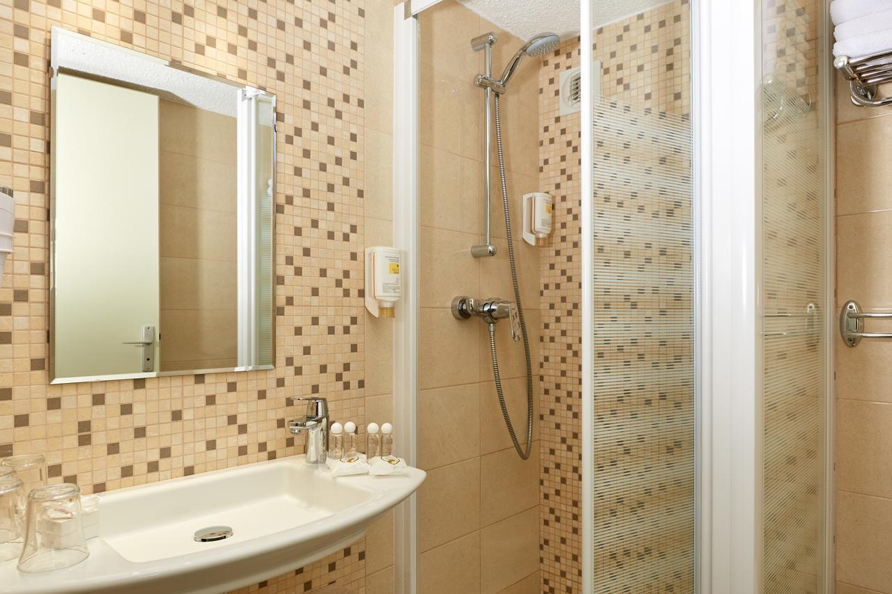Comfort Quadruple Room