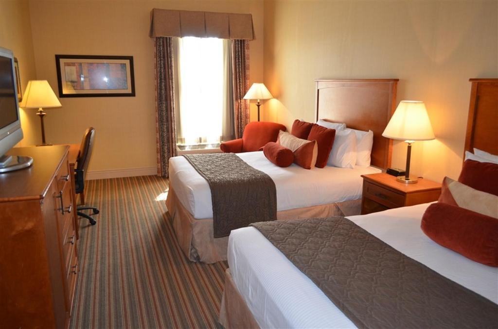 Standard Queen Room with Two Queen Beds,216499145:JPEG