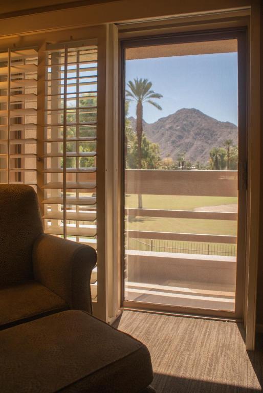 Deluxe Room, 2 Queen Beds, Resort View,64679347:JPEG
