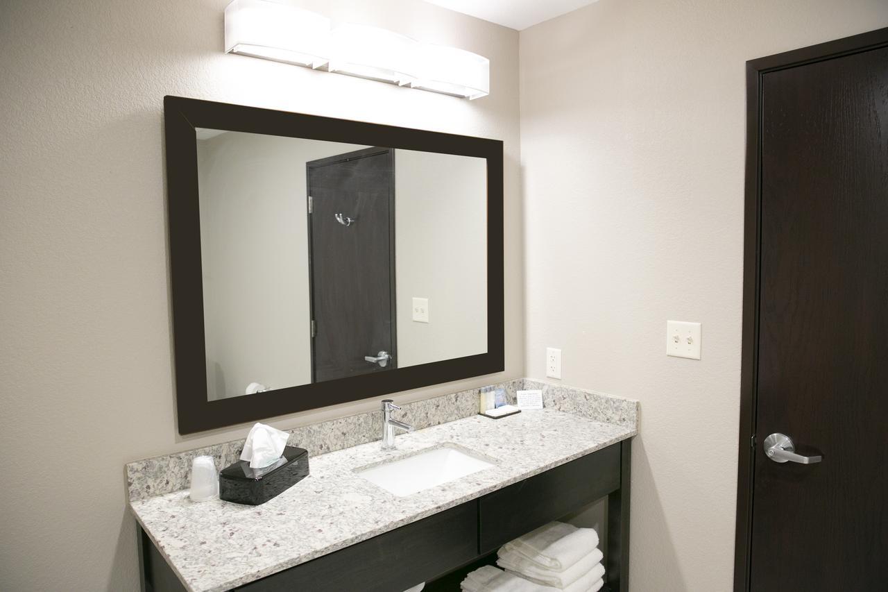 King Suite with Spa Bath