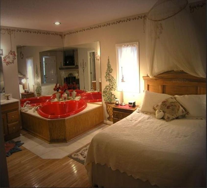 Queen Room with Spa Bath