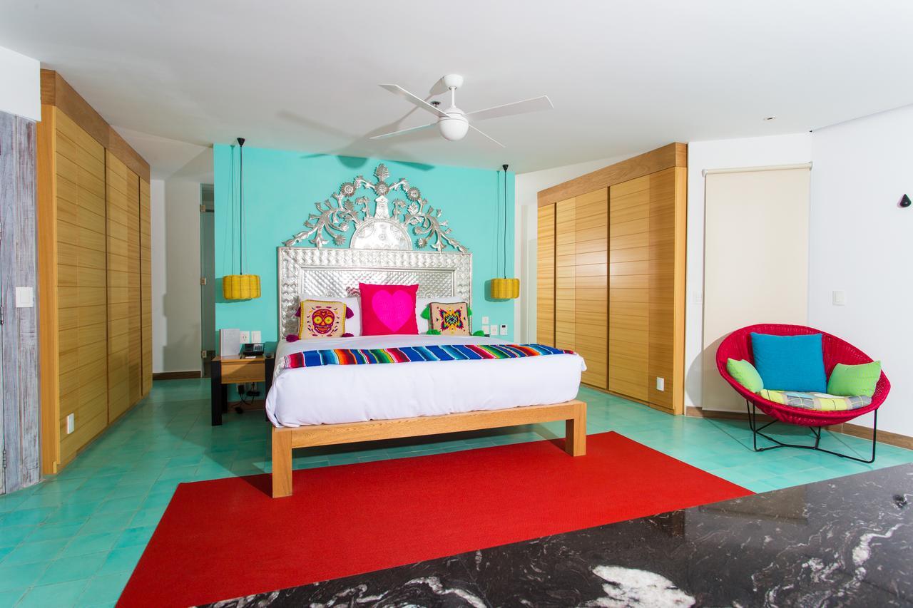 Escape King Suite with Ocean View,746355572:JPEG
