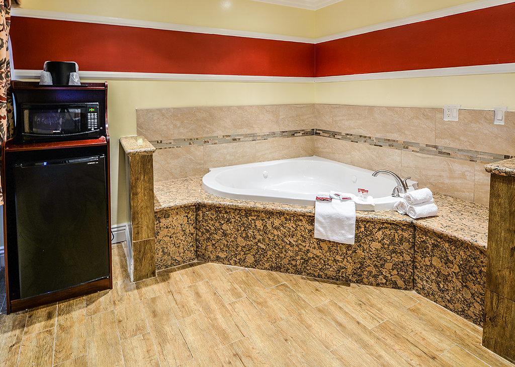 Double Room with Spa Bath