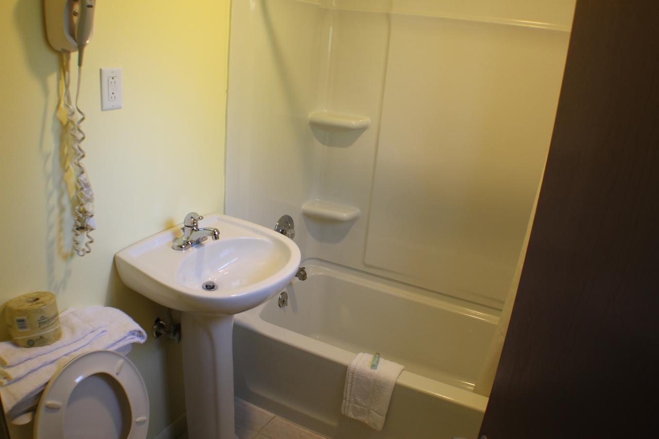 King Room - Non-Smoking,662094708:JPEG