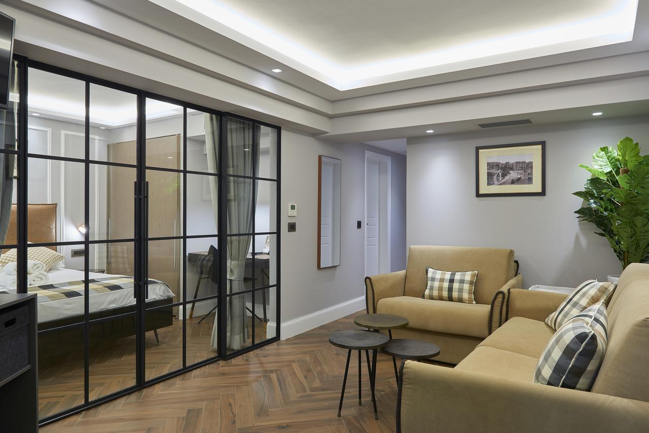 The Marble House Apartment