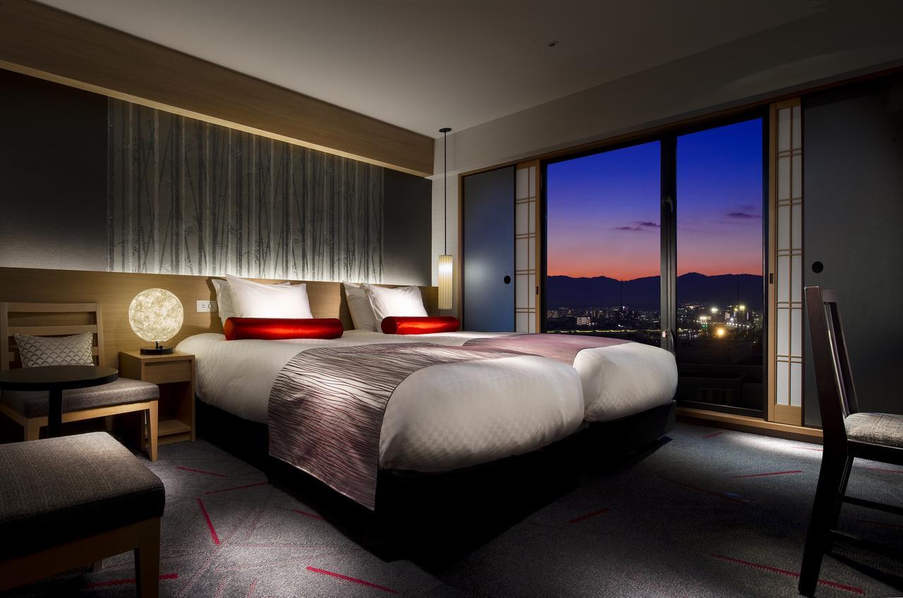 Standard Twin Room - Premium Floor - Non-Smoking (9th Floor)