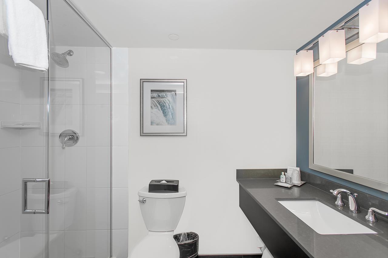 Junior Presidential Suite,664826427:JPEG