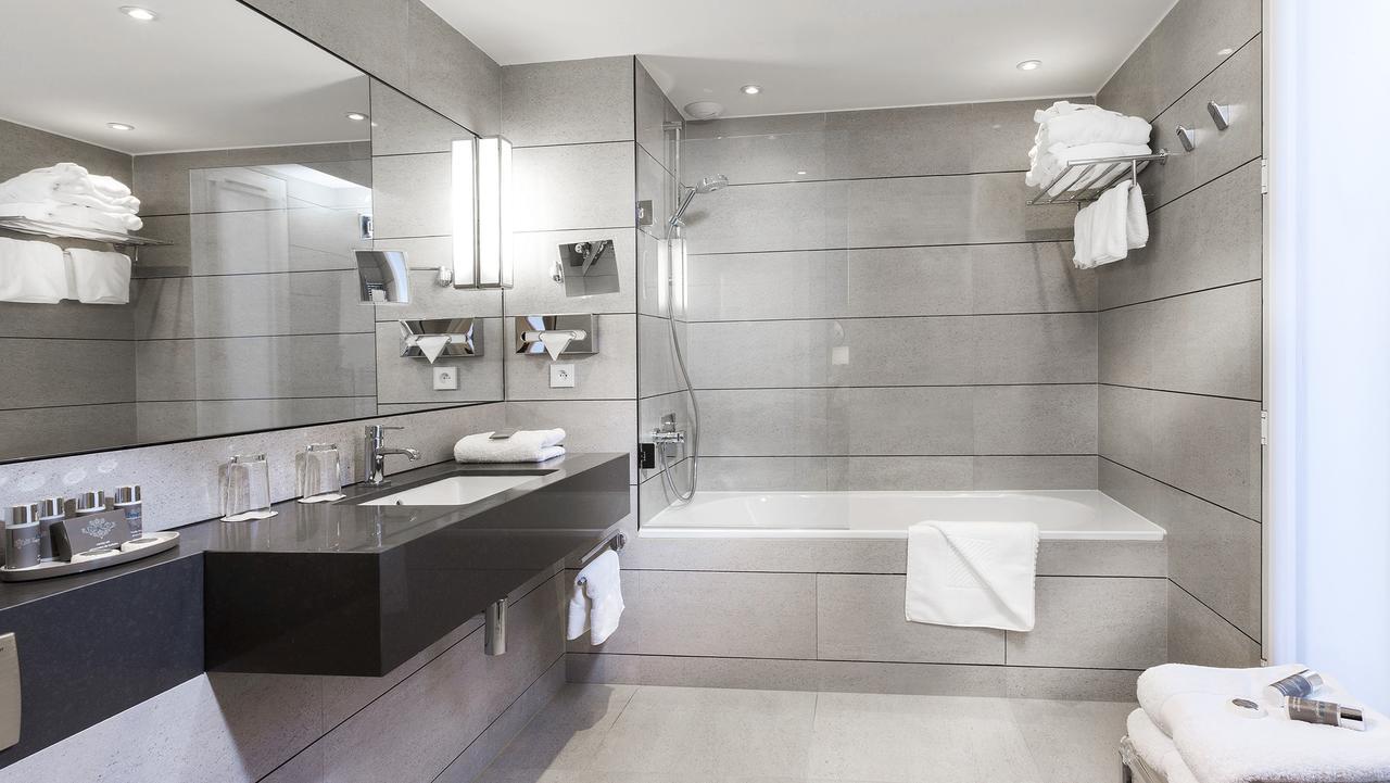 Suite Deluxe with Balcony