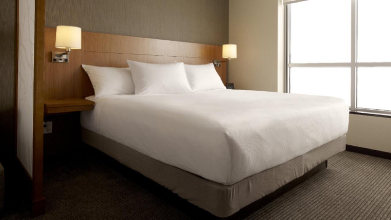 King Room with Sofa Bed and Accessible Shower - Disability Access