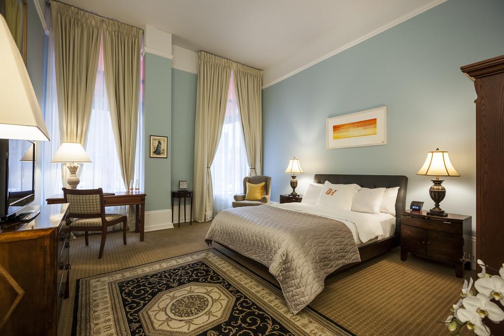 Premier King Room