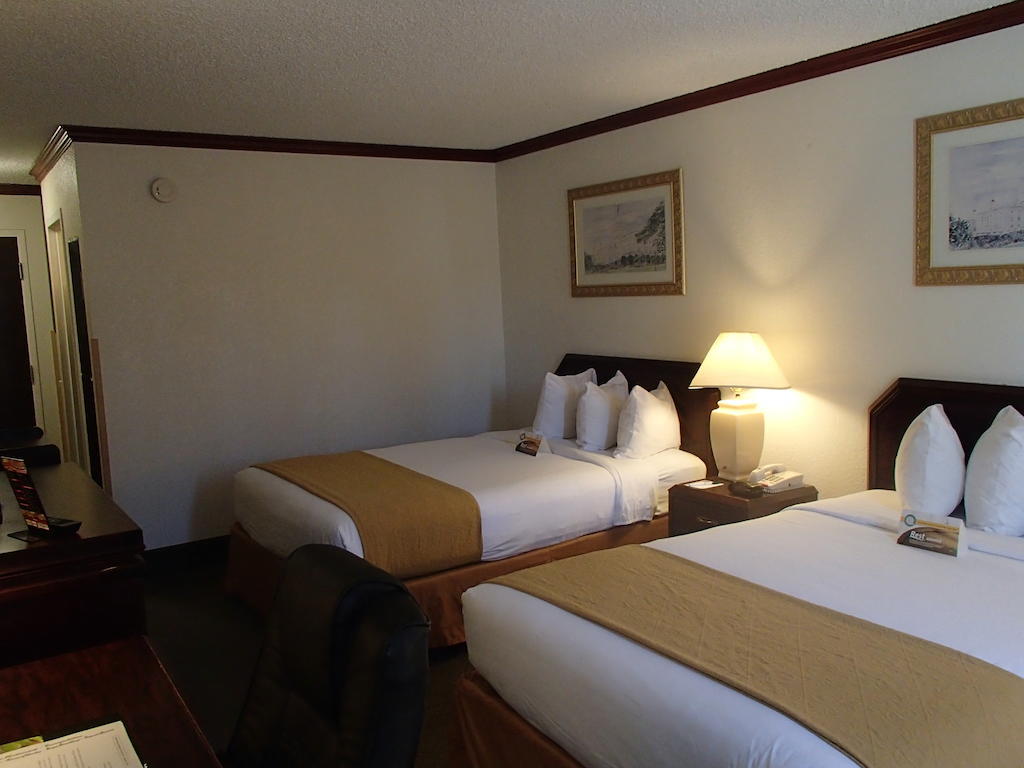 Double Room with Two Double Beds - Disability Access/Non-Smoking